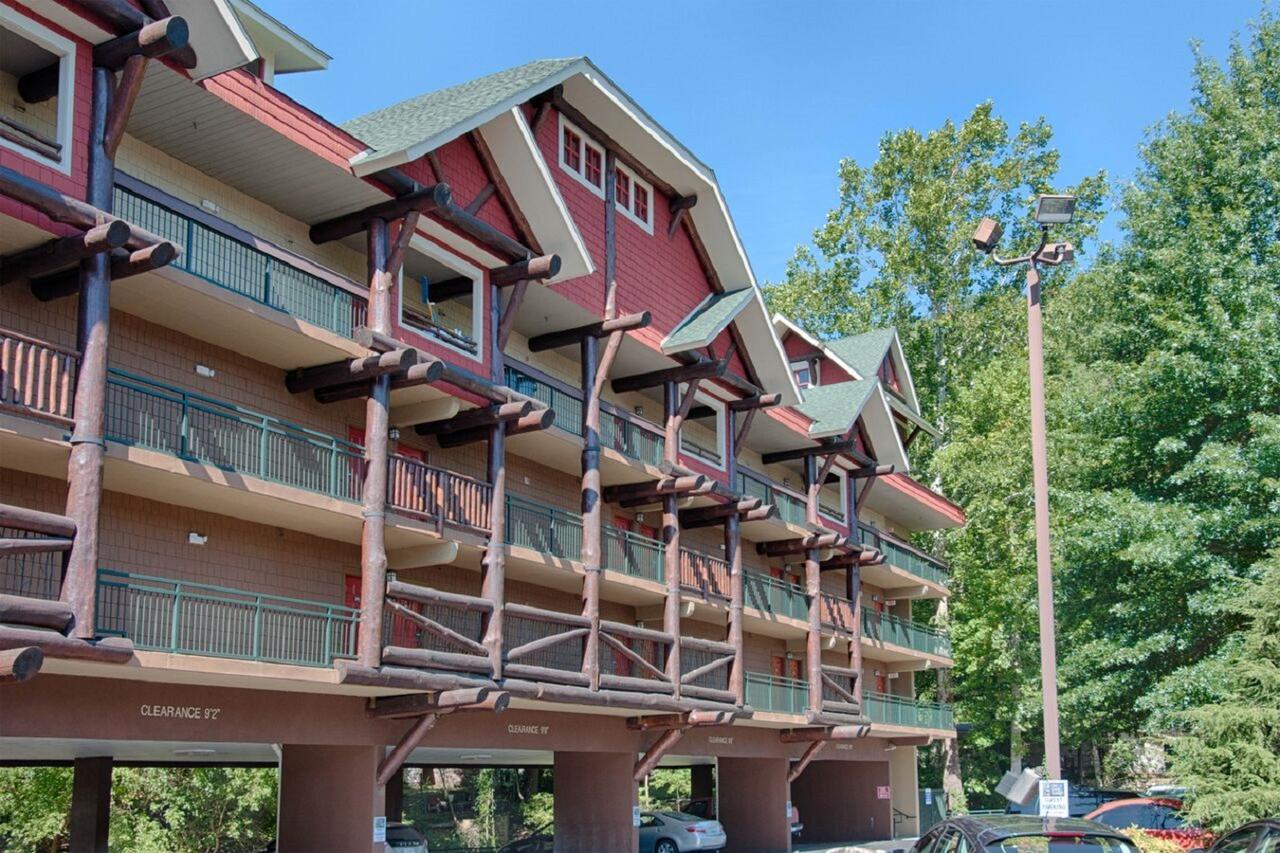 Old Creek Lodge Гетлинбург Екстериор снимка