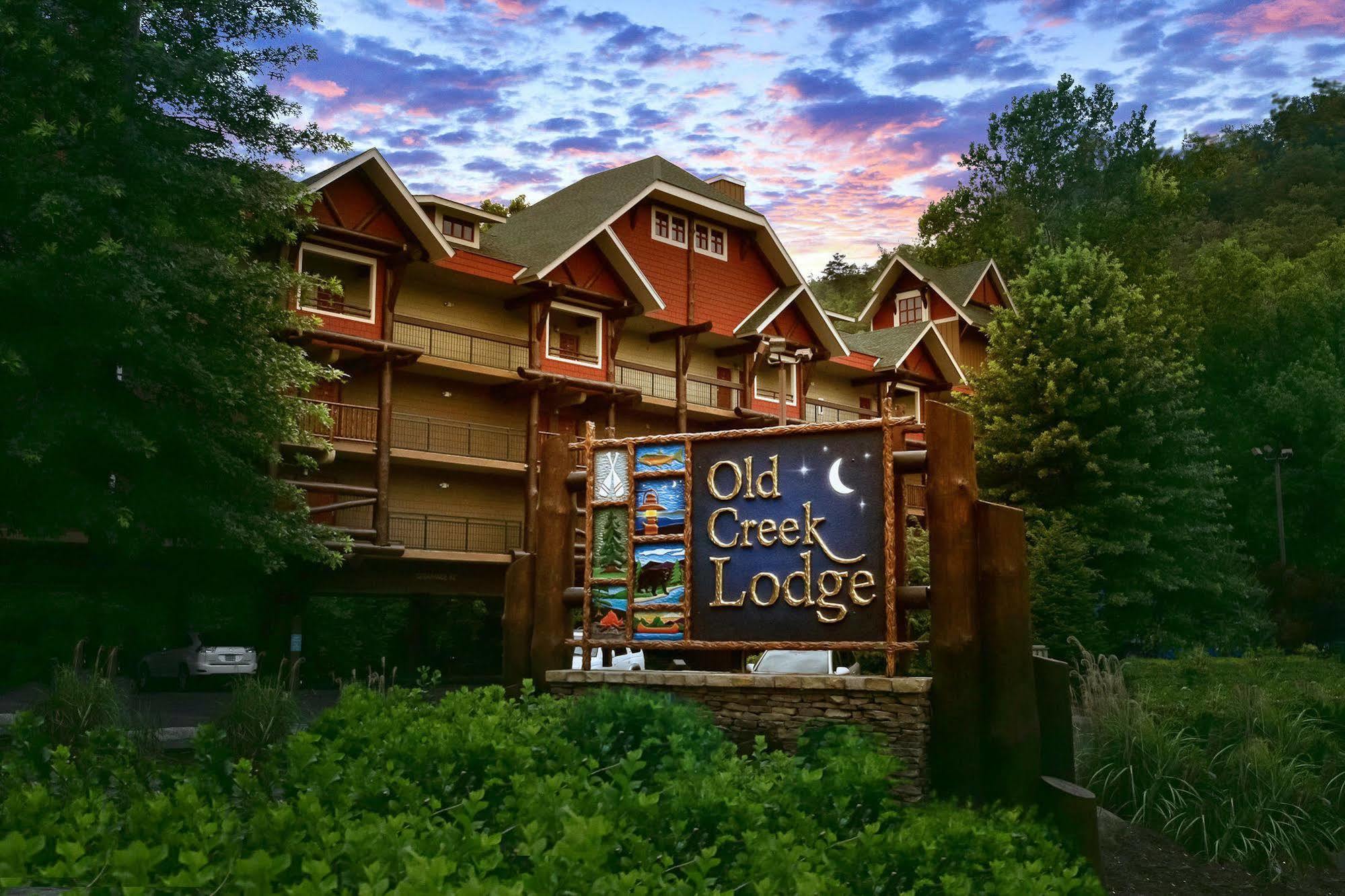 Old Creek Lodge Гетлинбург Екстериор снимка